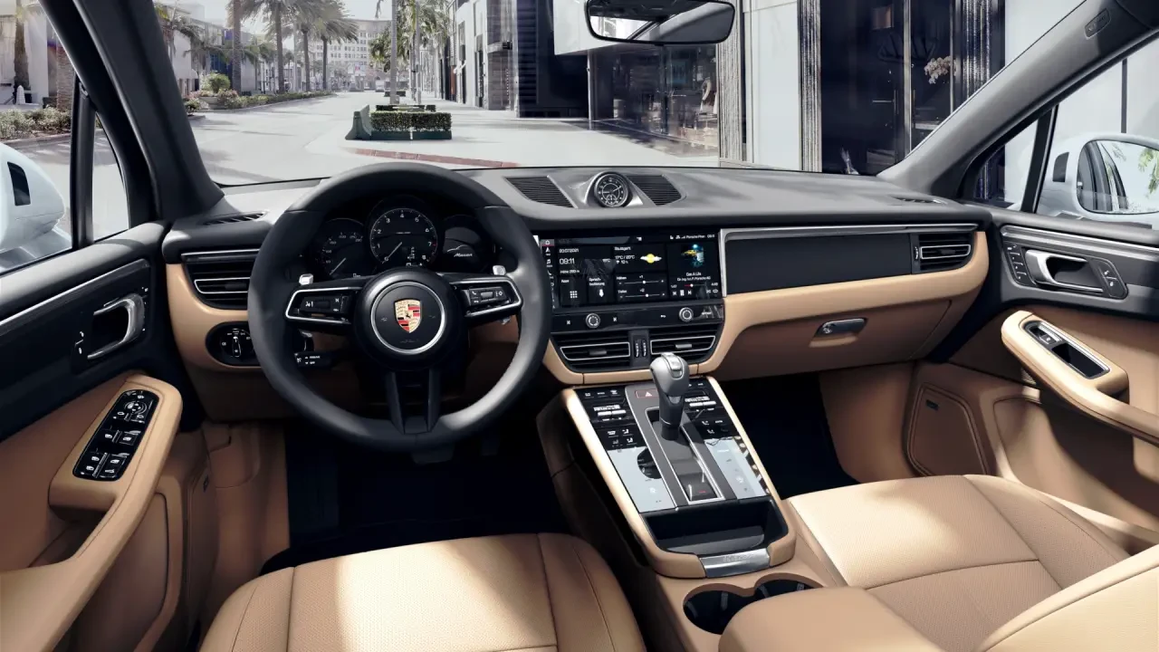 2024 Porsche Macan - Image 4 of 13