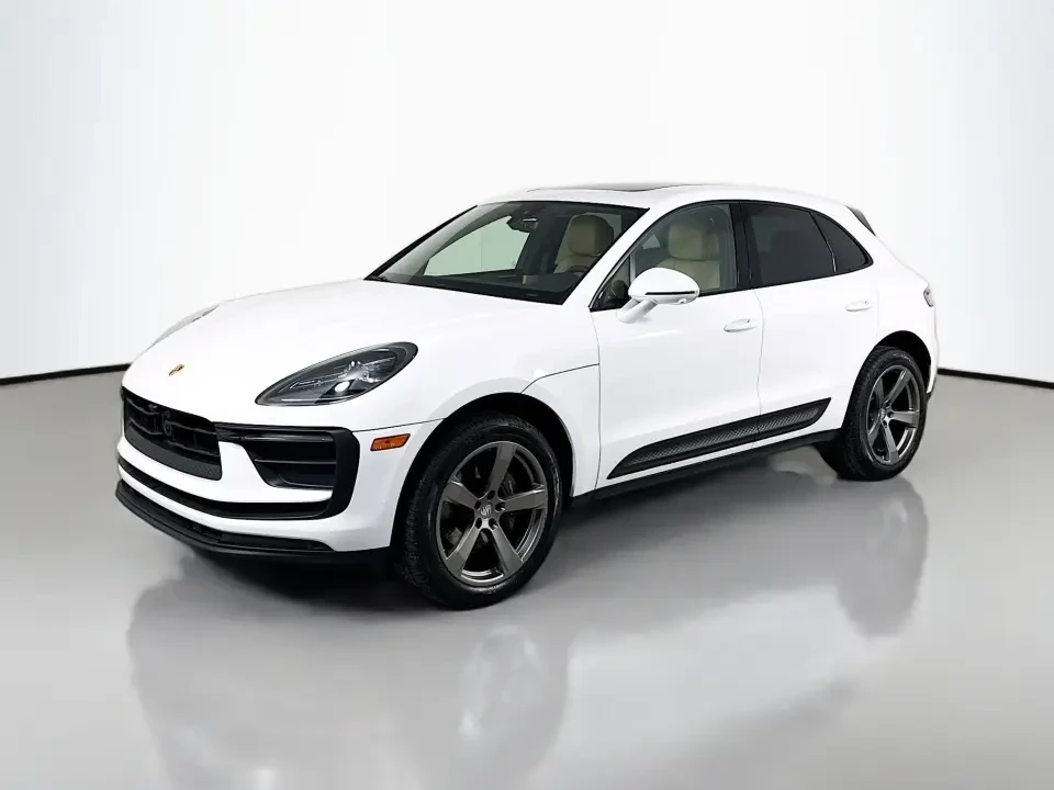 2024 Porsche Macan - Image 10 of 13