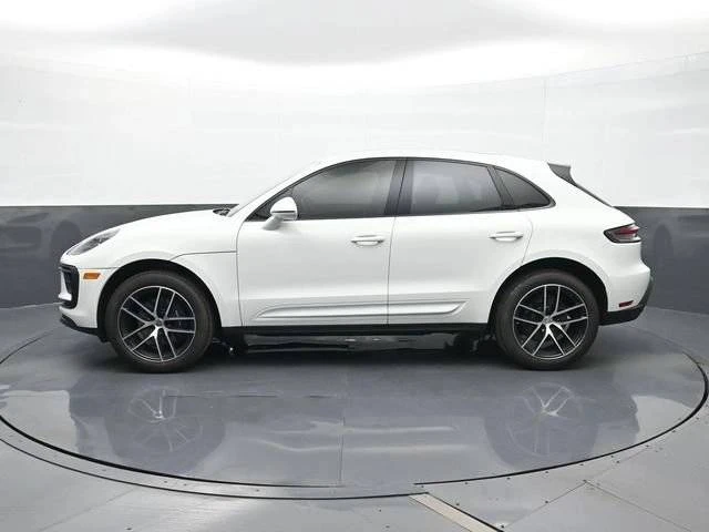 2024 Porsche Macan - Image 2 of 5