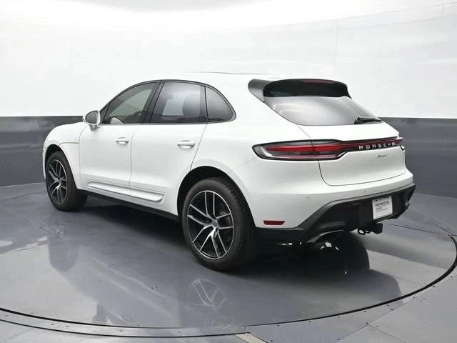 2024 Porsche Macan - Image 3 of 5