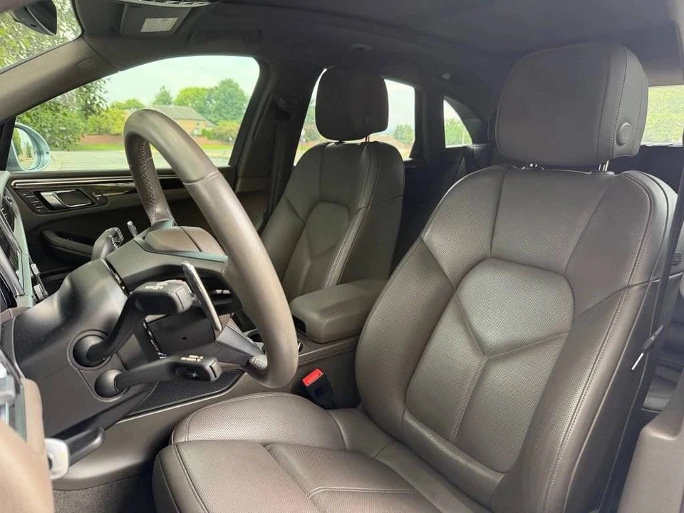 2024 Porsche Macan - Image 5 of 5