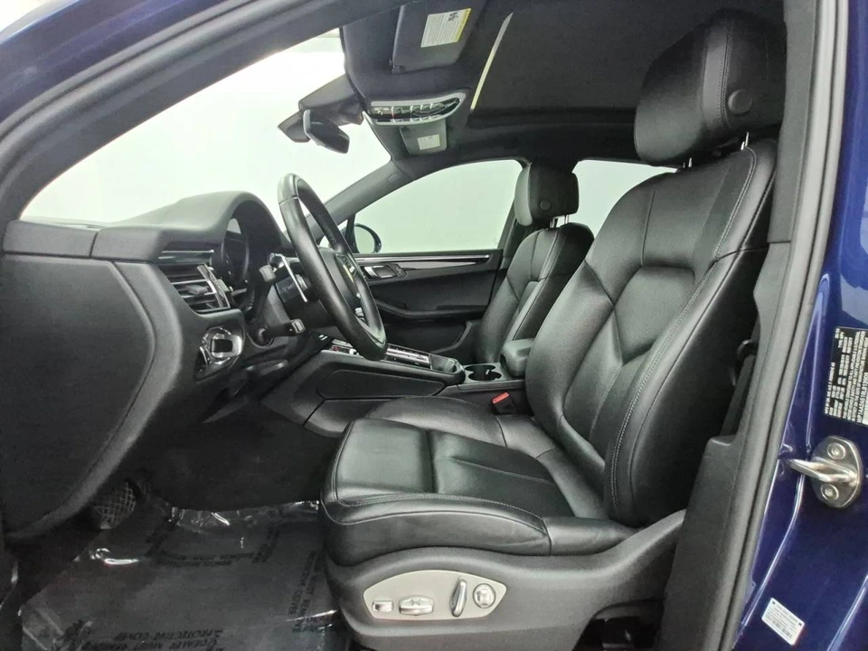 2024 Porsche Macan - Image 5 of 5