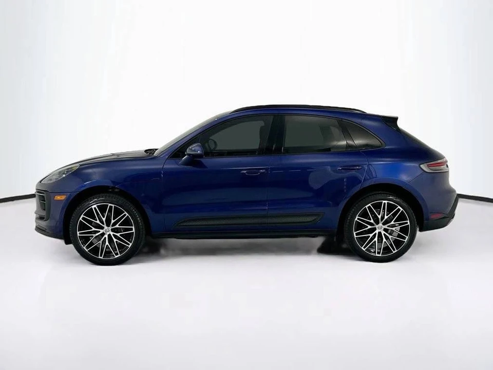 2024 Porsche Macan - Image 2 of 5