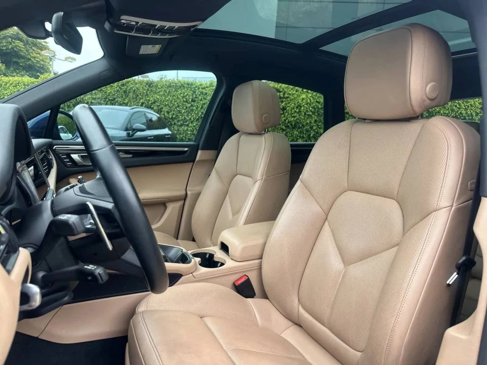 2024 Porsche Macan - Image 5 of 5