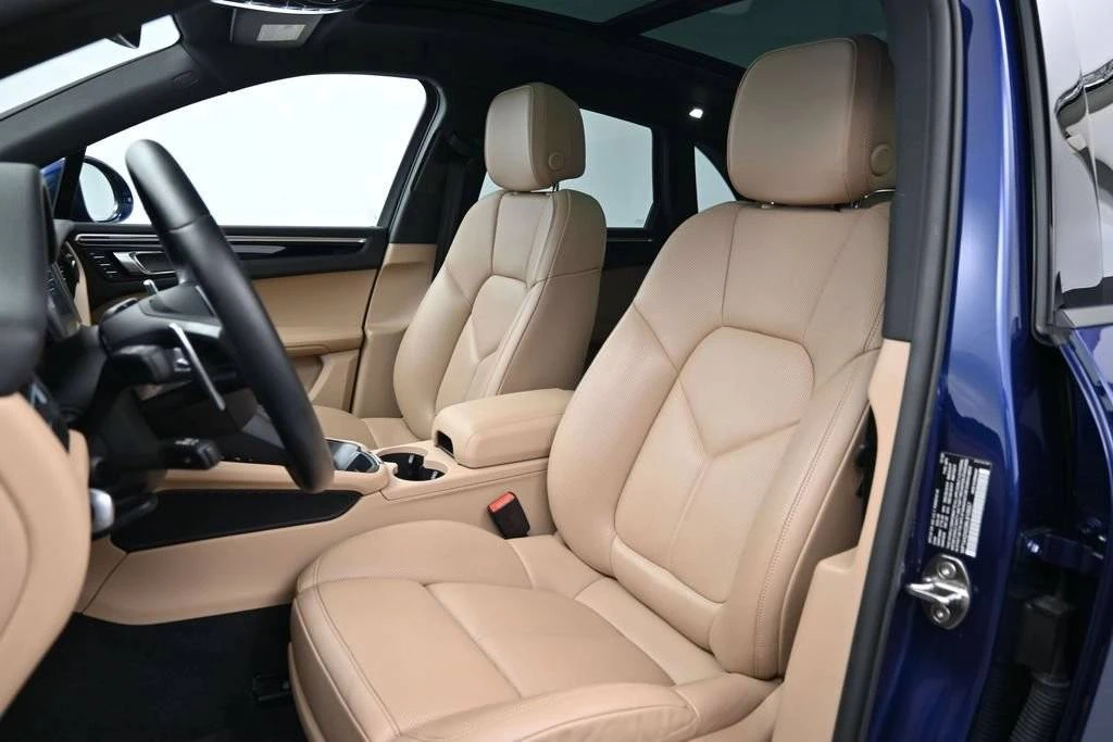 2024 Porsche Macan - Image 5 of 5
