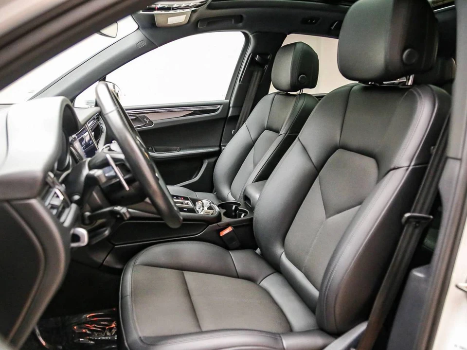 2024 Porsche Macan - Image 5 of 5