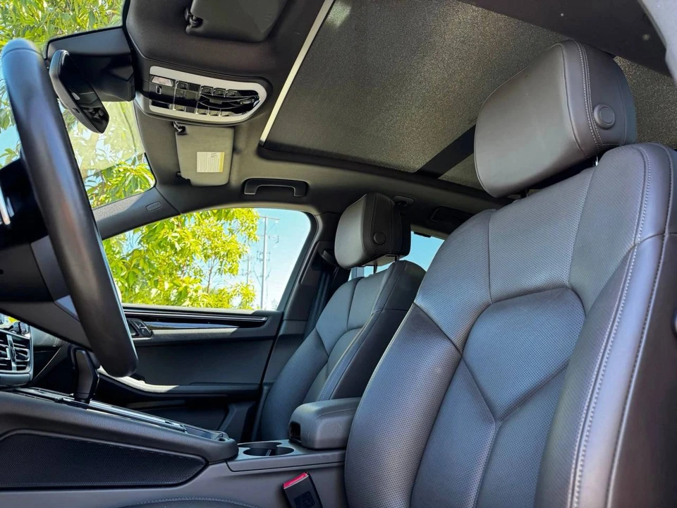 2024 Porsche Macan - Image 5 of 5