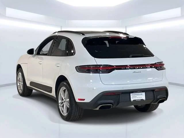 2024 Porsche Macan - Image 3 of 5