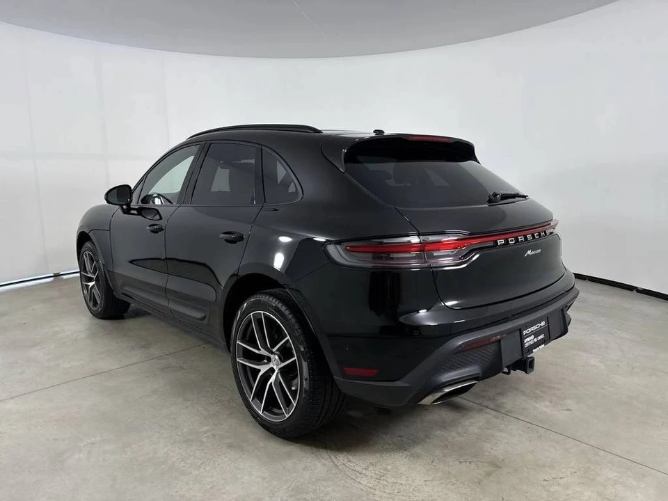 2024 Porsche Macan - Image 3 of 5