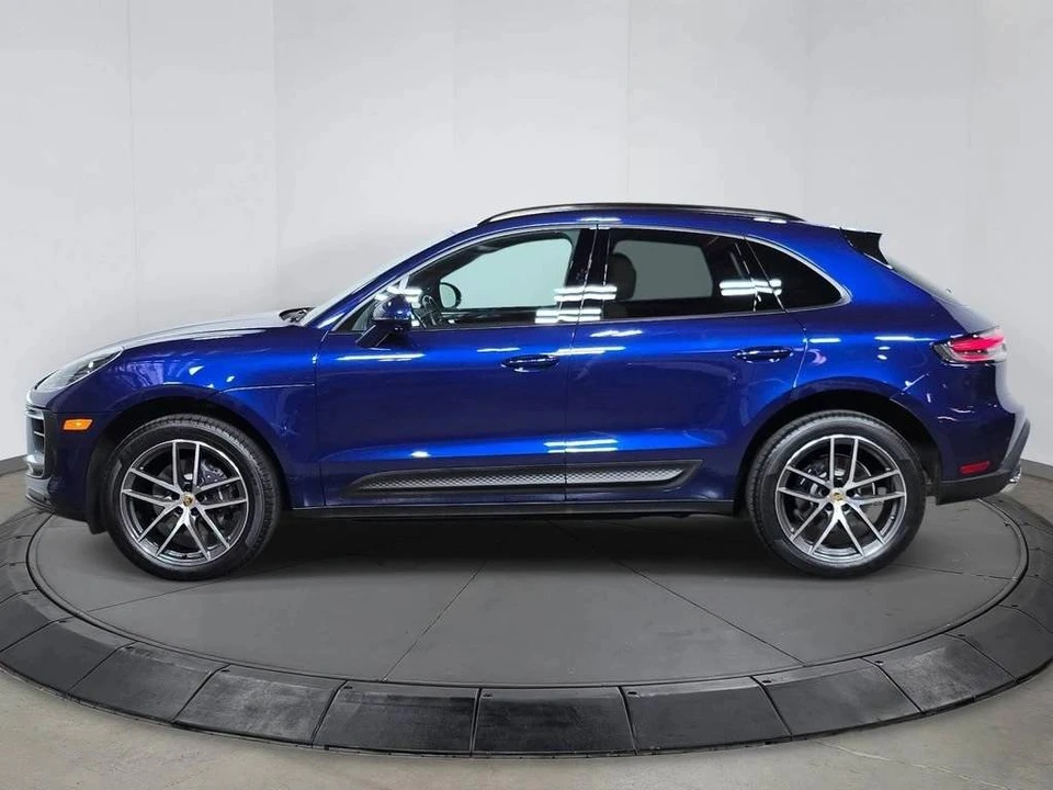 2024 Porsche Macan - Image 2 of 5