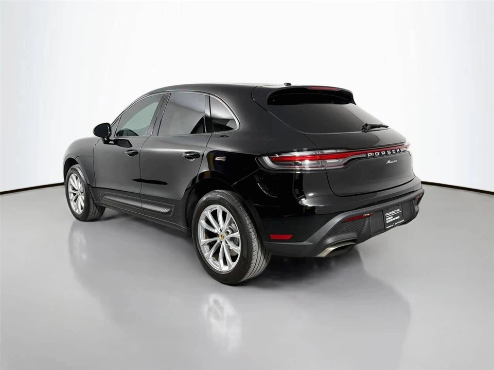 2024 Porsche Macan - Image 3 of 5