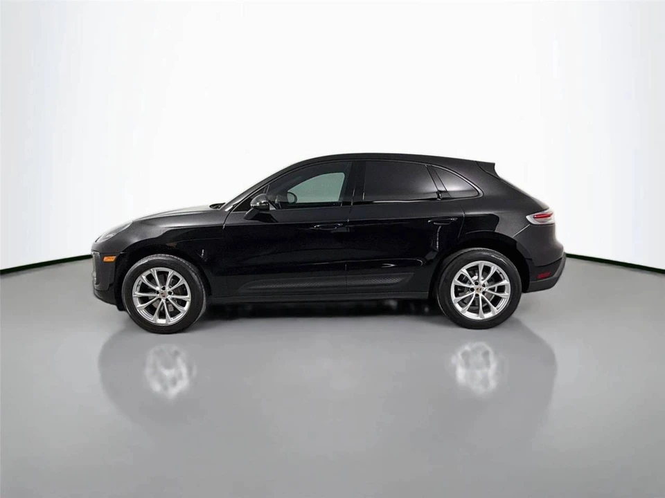 2024 Porsche Macan - Image 2 of 5
