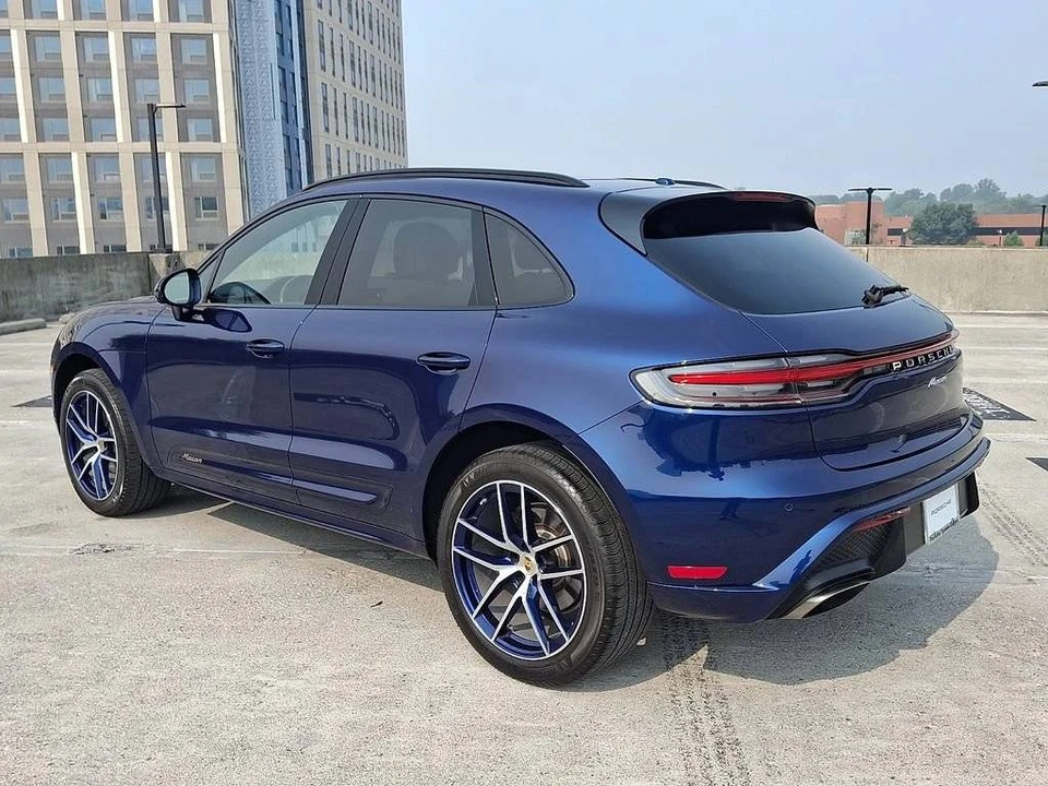 2024 Porsche Macan - Image 3 of 5