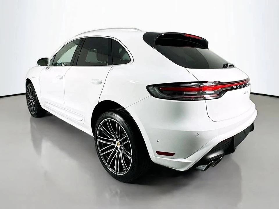 2024 Porsche Macan - Image 3 of 5