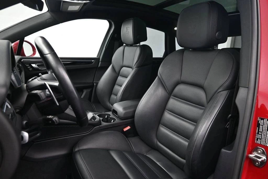 2024 Porsche Macan - Image 5 of 5