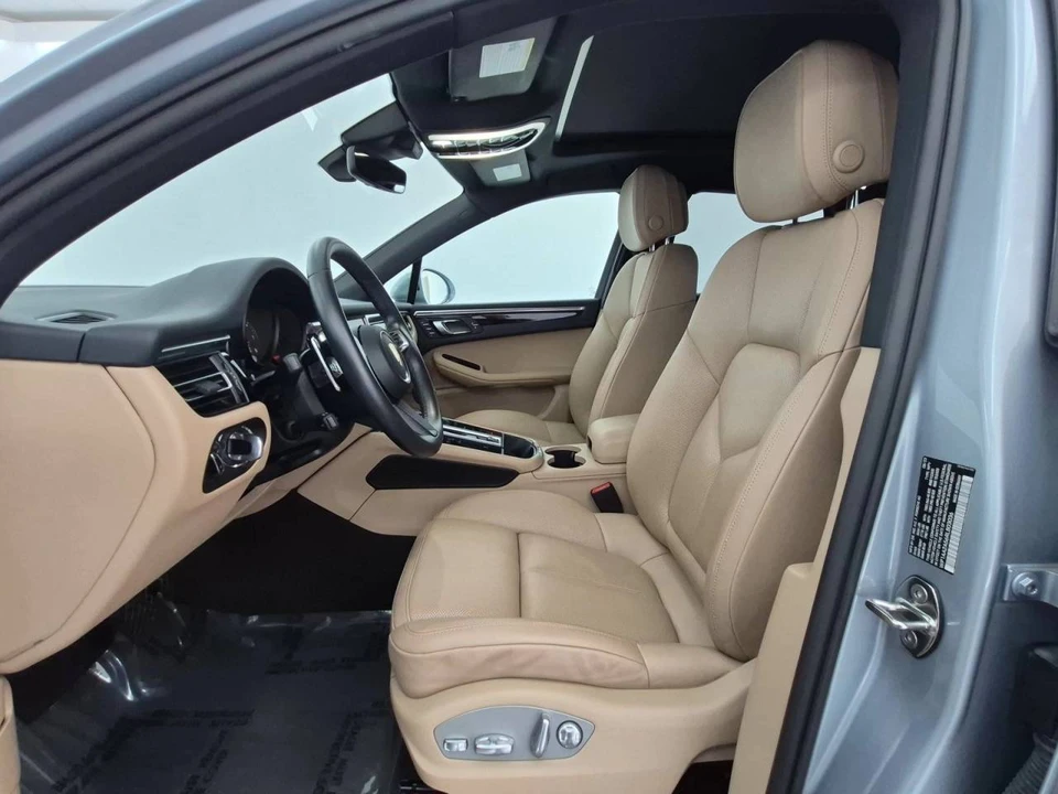 2024 Porsche Macan - Image 5 of 5