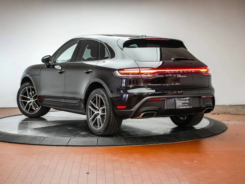 2024 Porsche Macan - Image 3 of 5
