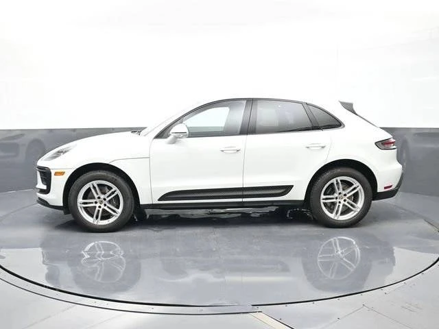 2024 Porsche Macan - Image 2 of 5