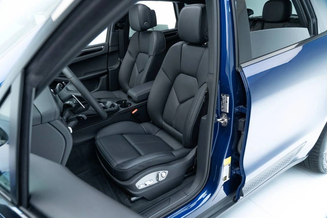 2024 Porsche Macan - Image 5 of 5