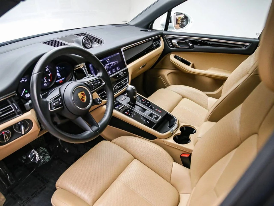2024 Porsche Macan - Image 3 of 5