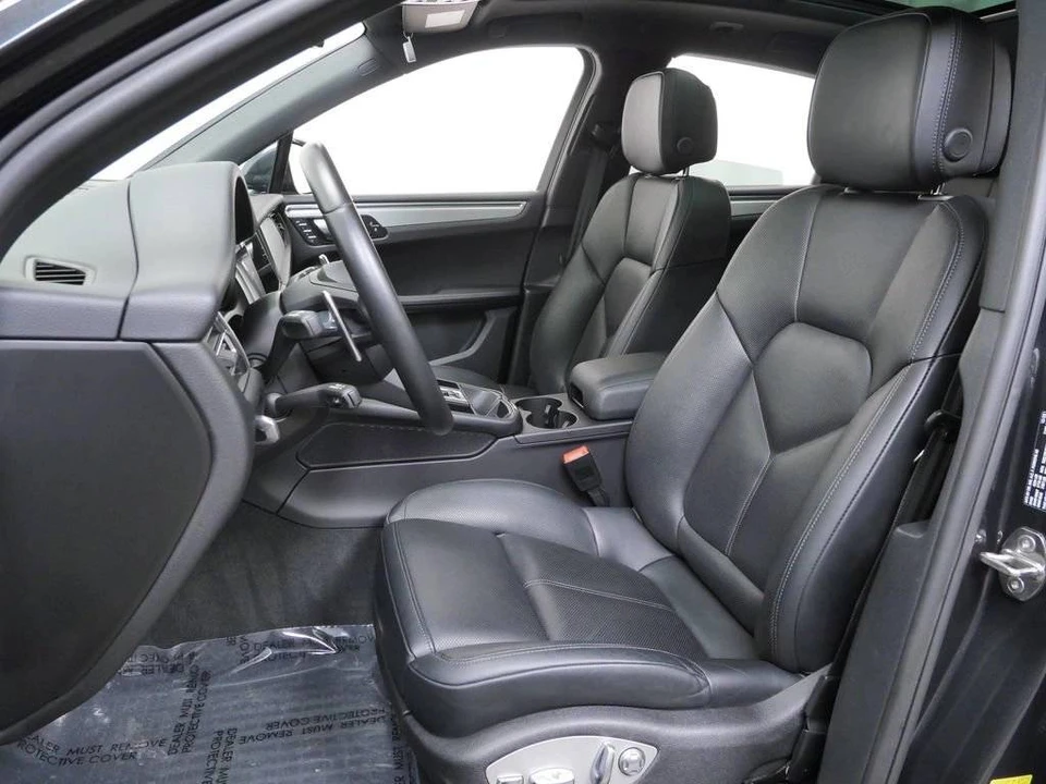 2024 Porsche Macan - Image 5 of 5