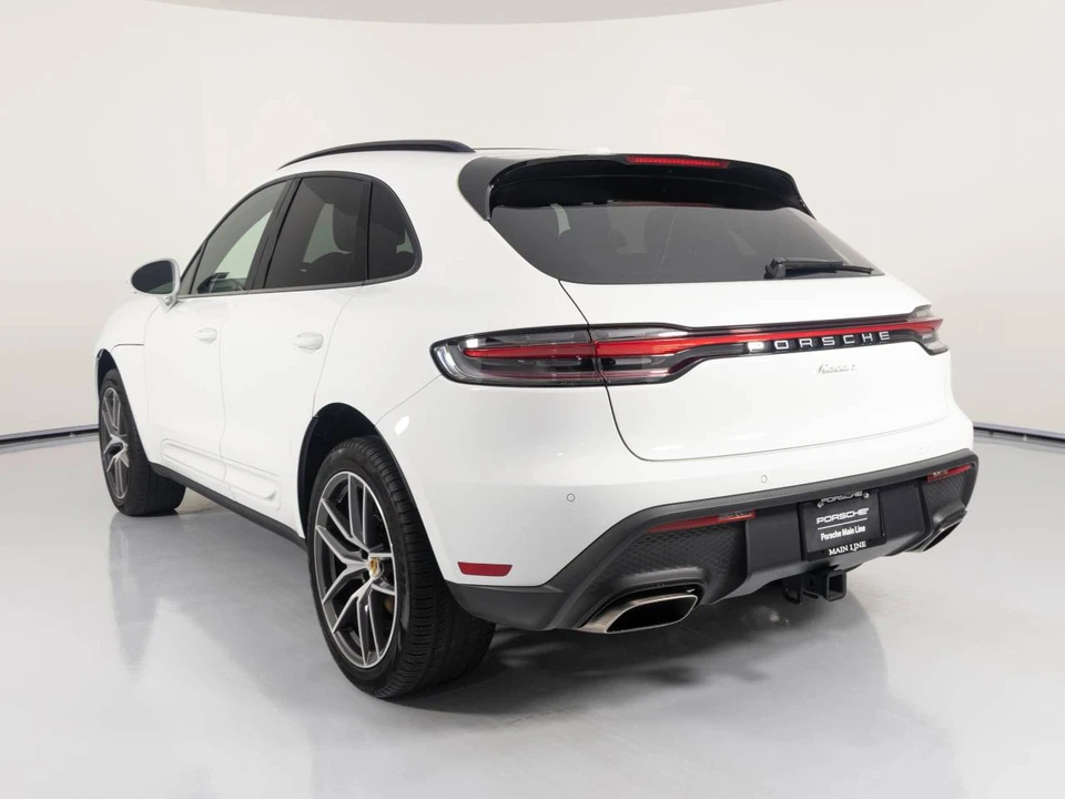 2024 Porsche Macan - Image 3 of 5