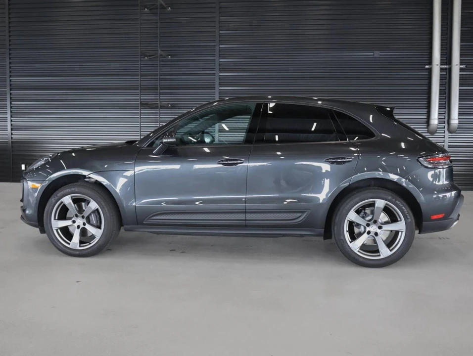 2024 Porsche Macan - Image 2 of 5