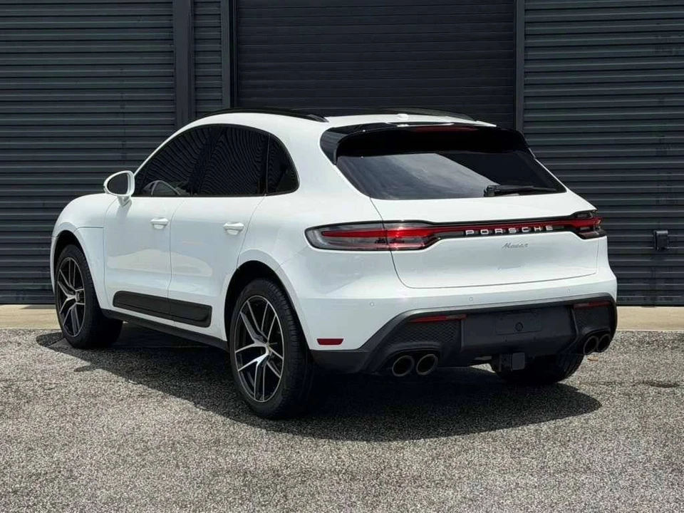 2024 Porsche Macan - Image 3 of 5