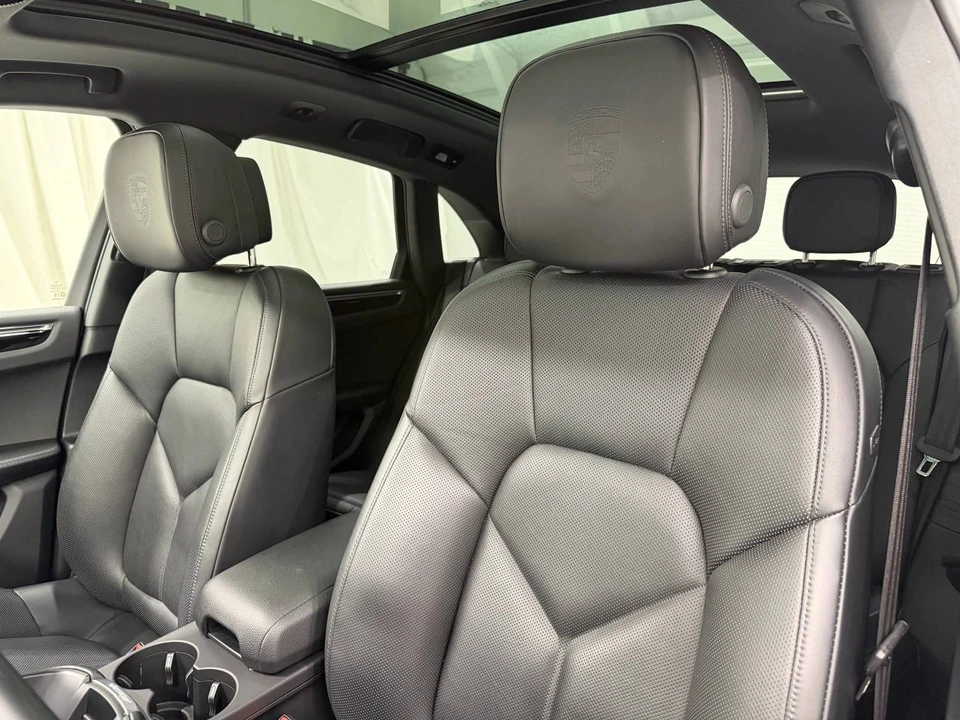2024 Porsche Macan - Image 5 of 5