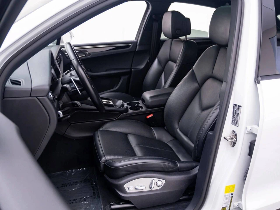 2024 Porsche Macan - Image 5 of 5