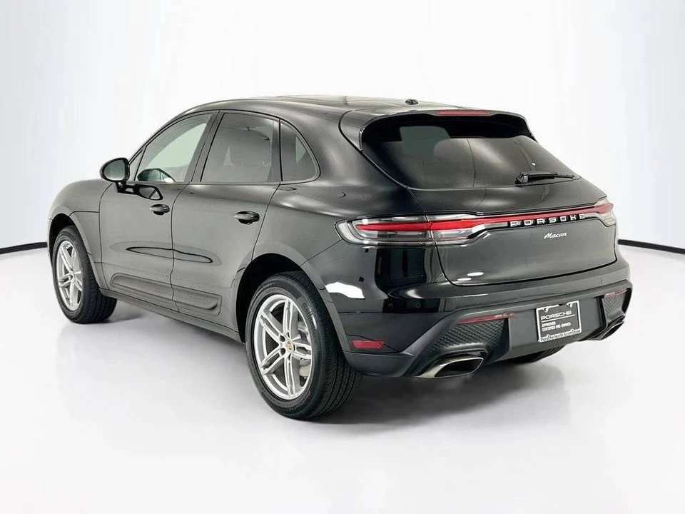 2024 Porsche Macan - Image 3 of 5