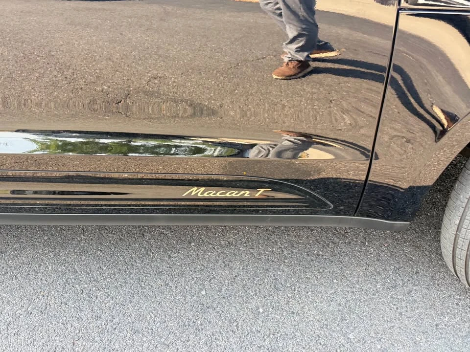 2024 Porsche Macan T - Image 3 of 18