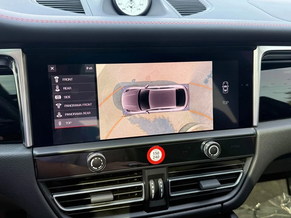 2024 Porsche Macan T - Image 16 of 18
