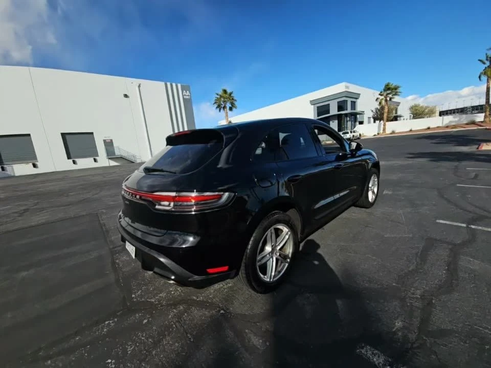 2024 Porsche Macan - Image 2 of 5