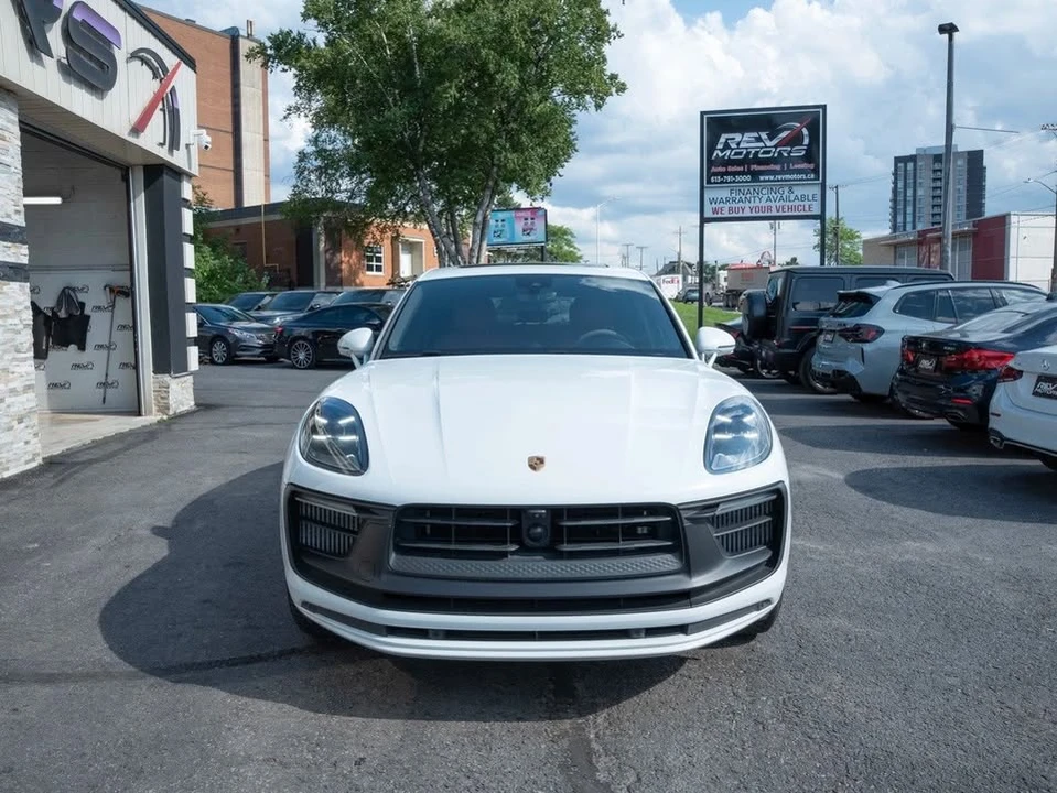 2024 Porsche Macan - Image 3 of 20
