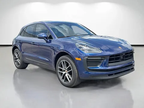 2024 Porsche Macan Premium Plus