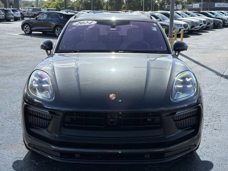 2024 Porsche Macan GTS - Image 9 of 20