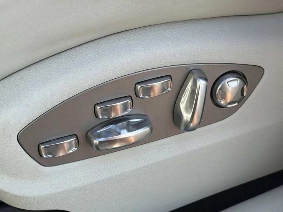 2024 Porsche Macan GTS - Image 19 of 20