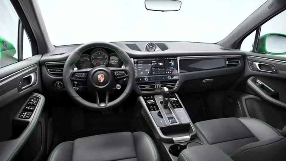 2024 Porsche Macan - Image 2 of 3