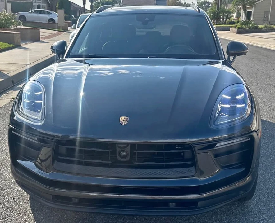 2024 Porsche Macan - Image 6 of 19