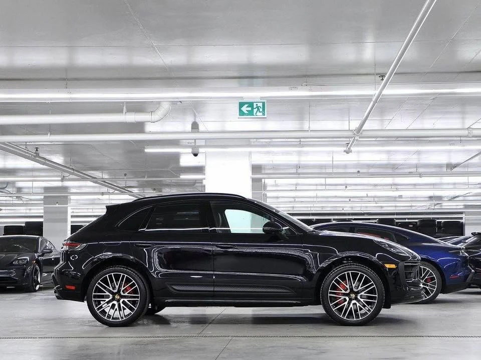 2024 Porsche Macan - Image 2 of 4