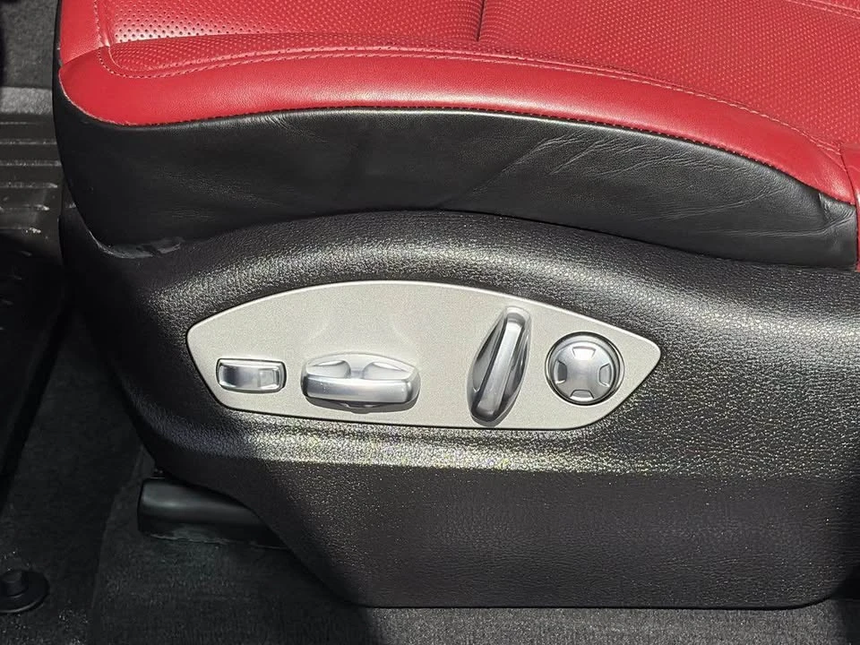 2024 Porsche Macan - Image 4 of 15