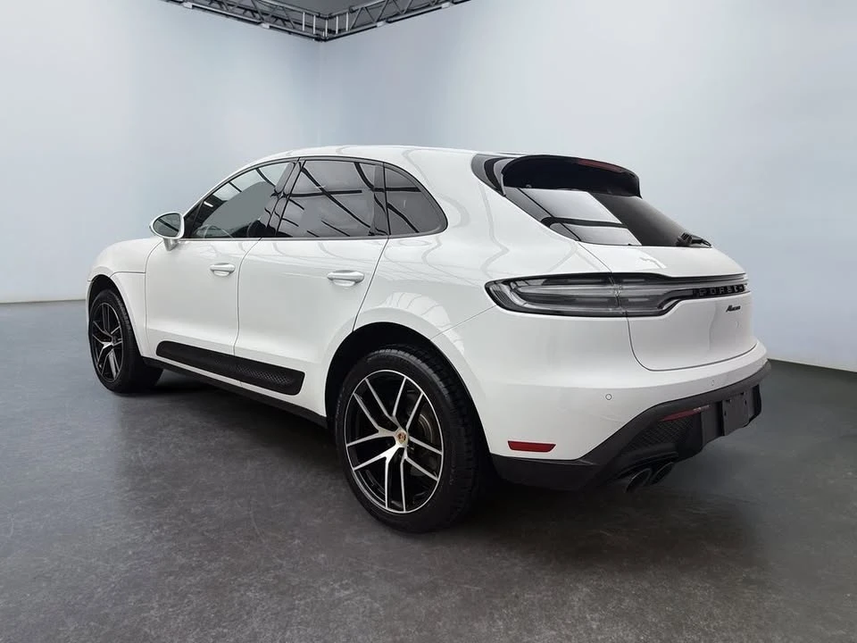 2024 Porsche Macan - Image 3 of 10