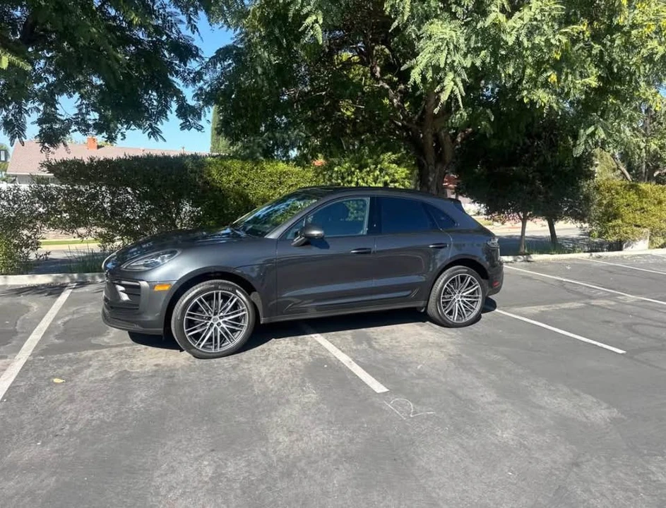 2024 Porsche Macan - Image 8 of 19