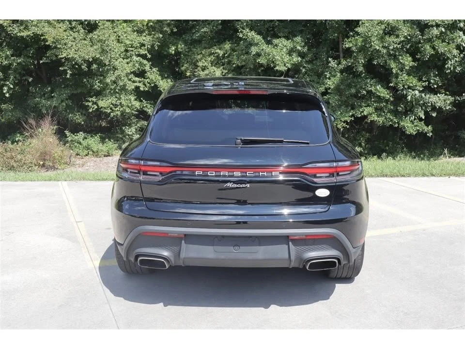 2024 Porsche Macan - Image 7 of 19