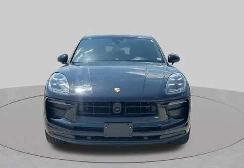 2024 Porsche Macan - Image 2 of 11