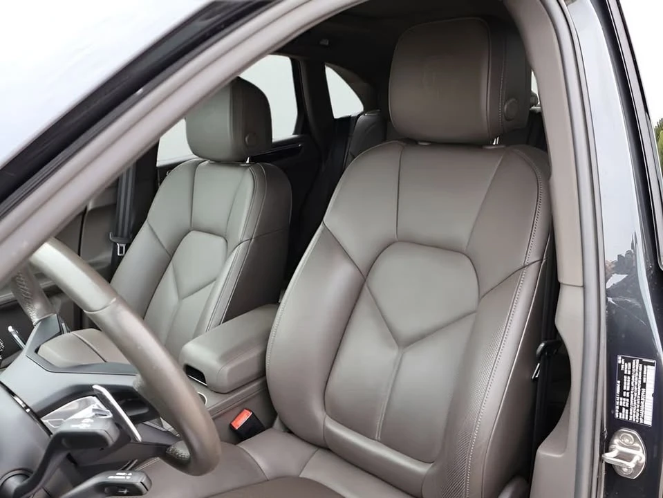 2024 Porsche Macan - Image 5 of 20
