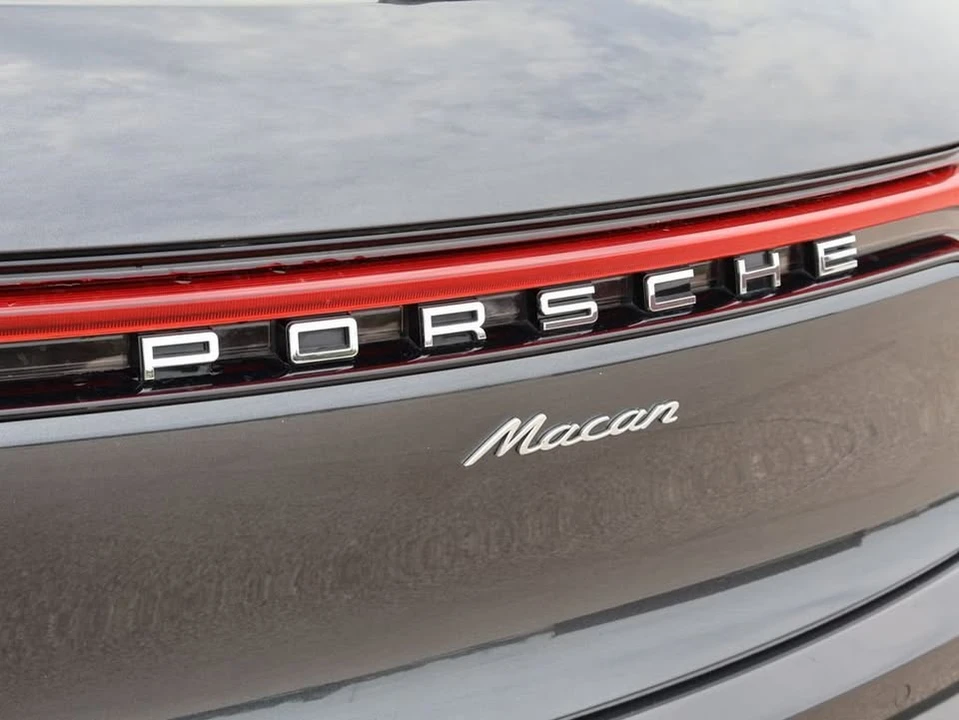 2024 Porsche Macan - Image 6 of 20