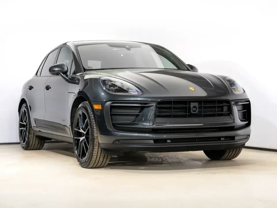 2024 Porsche Macan - Image 6 of 20