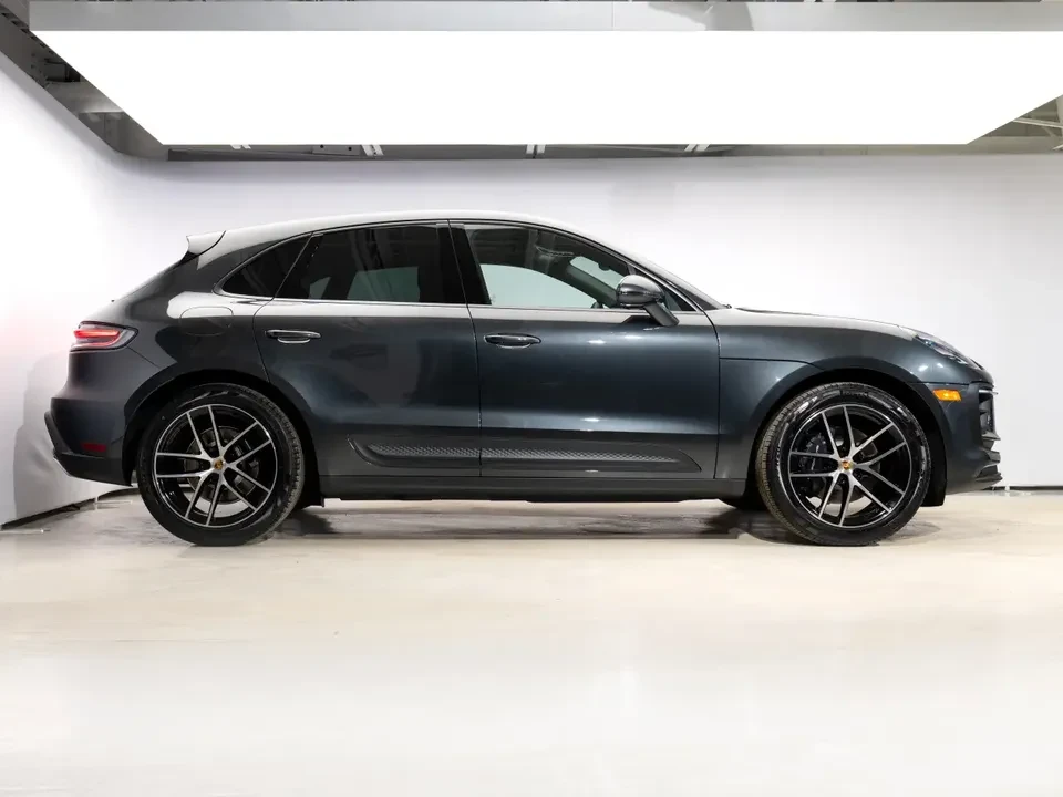 2024 Porsche Macan - Image 4 of 20